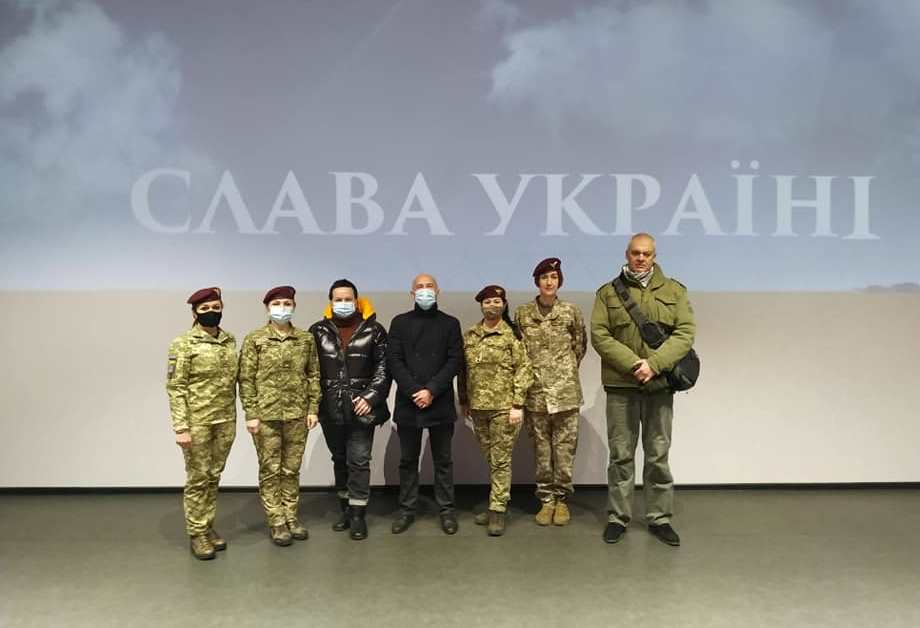 Авторська виставка десантниці 25 окремої повітрянодесантної бригади на Дніпропетровщині