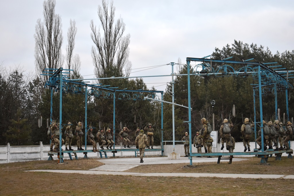 У 25-й окремій повітрянодесантній бригаді тривають заходи підготовки особового складу