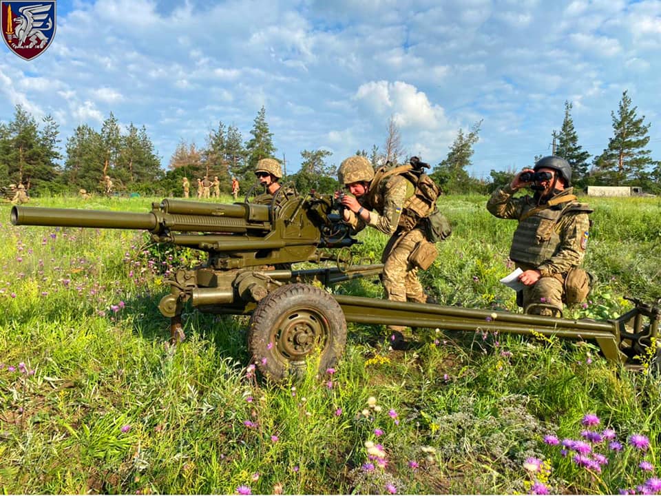 Артилеристи-десантники закріплюють власні уміння та навички на практиці