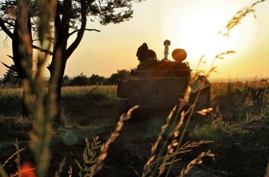 ЖИТОМИРСЬКІ ДЕСАНТНИКИ ПРОДОВЖУЮТЬ ВИШКІЛ АРТИЛЕРІЙСЬКИХ РОЗРАХУНКІВ