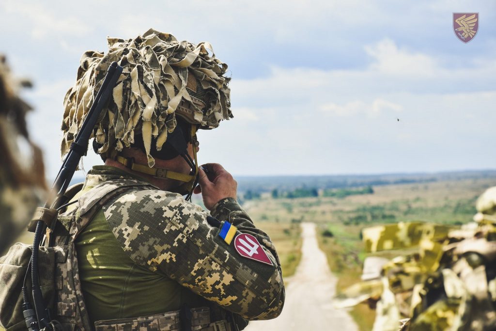 РОЗПОЧАЛАСЯ АКТИВНА ФАЗА ТАКТИЧНИХ НАВЧАНЬ З БОЙОВОЮ СТРІЛЬБОЮ