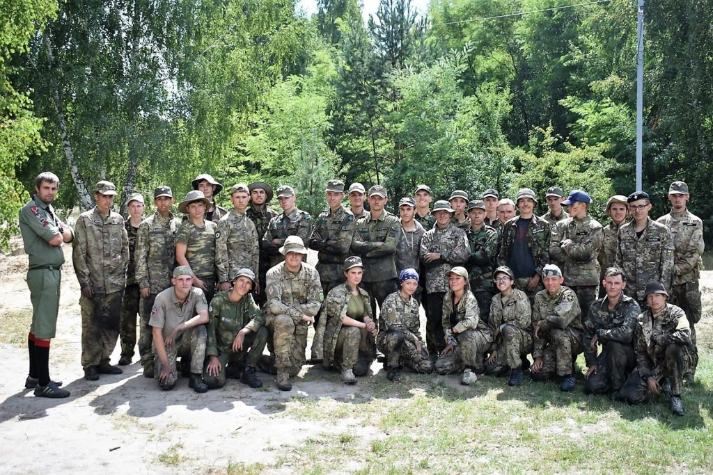 Ще не зовсім дорослі за віком, але дуже рішучі, стійкі та наполегливі  хлопці й дівчата з усієї України протягом двох тижнів пізнавали армію зсередини