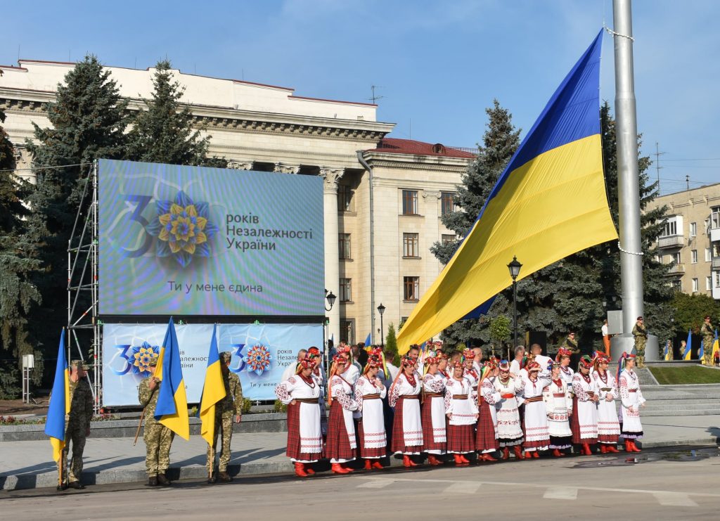 ВОЇНИ-ДЕСАНТНИК ВЗЯЛИ УЧАСТЬ У ЗАХОДАХ З НАГОДИ ДНЯ ДЕРЖАВНОГО ПРАПОРА УКРАЇНИ (Фоторепортаж)