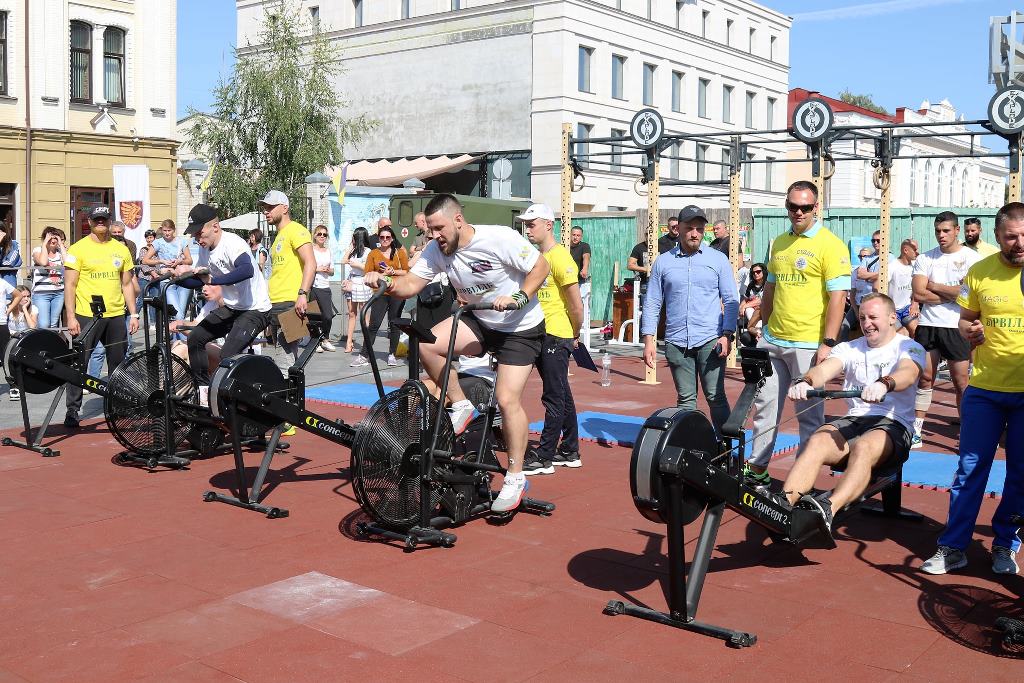 У Житомирі визначили найсильнішу команду під час відкритого чемпіонату ДШВ ЗС України з функціонального багатоборства – кросфіту