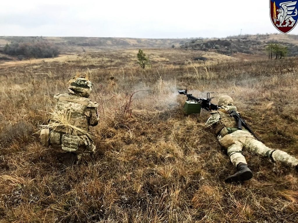 Десантники з Донеччини продовжують удосконалювати бойову майстерність