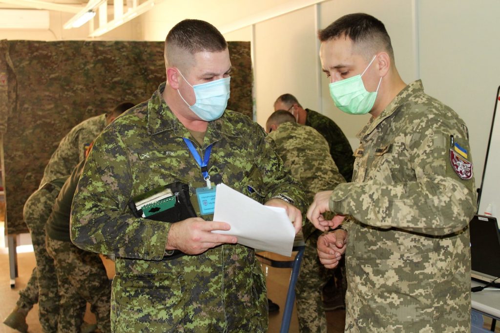 “Кленова Арка – 2021”: українські десантники продовжують відпрацьовувати визначенні завдання спільно з партнерами з країн НАТО