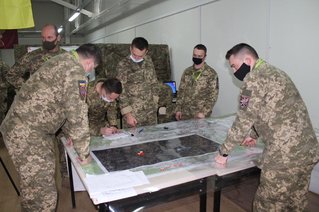 «КЛЕНОВА АРКА-2021»: УКРАЇНСЬКІ ДЕСАНТНИКИ ПОКАЗАЛИ ВИСОКИЙ РІВЕНЬ ВЗАЄМОДІЇ З ПАРТНЕРАМИ