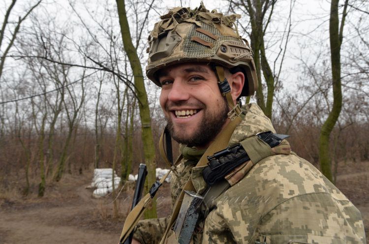 Ніч у Нью-Йорку. Про воїнів Женю Магеррамова з Полтави та киянина Микиту, позивний «Бача»