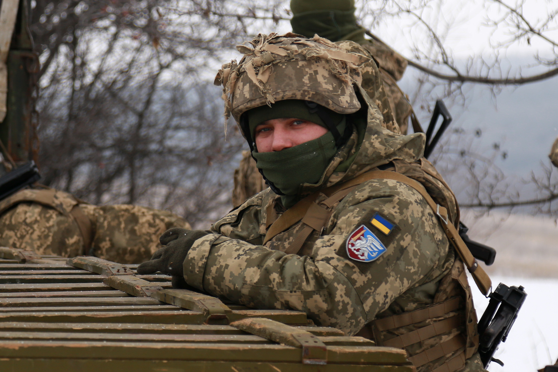 ПО ВОРОЖИХ УКРІПЛЕННЯХ – ІЗ ВОГНЕМЕТА!