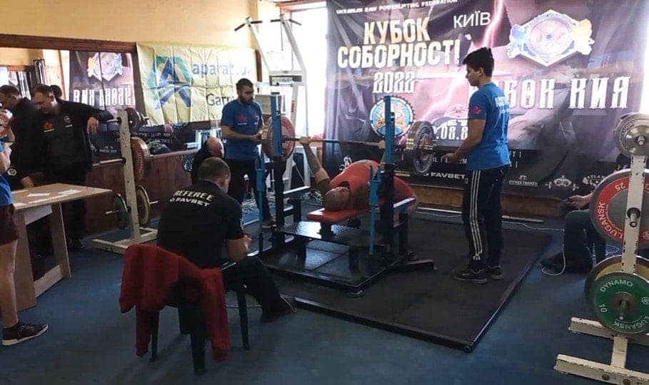 Десантники стали чемпіонами з пауерліфтингу під час «Кубка Кия UPС 2022»