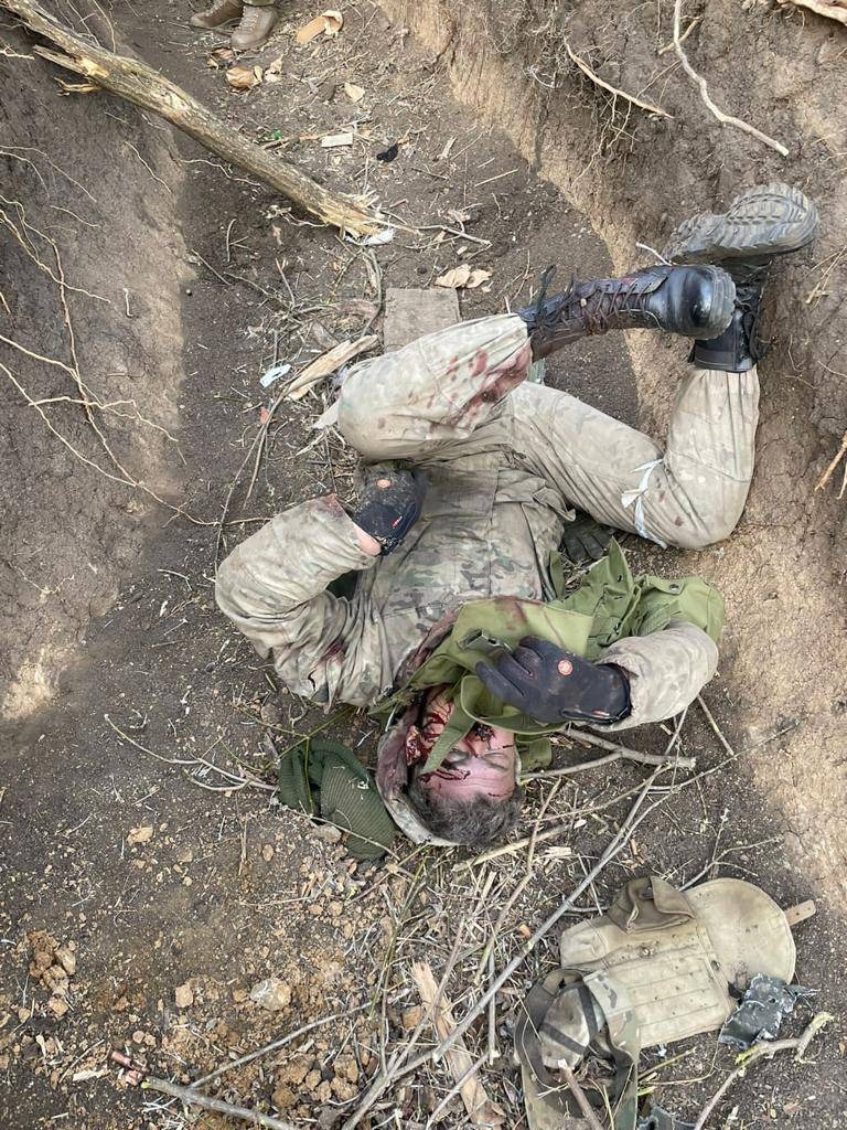 На Донеччині українські десантники успішно знищують проросійські сили (фото 18+)