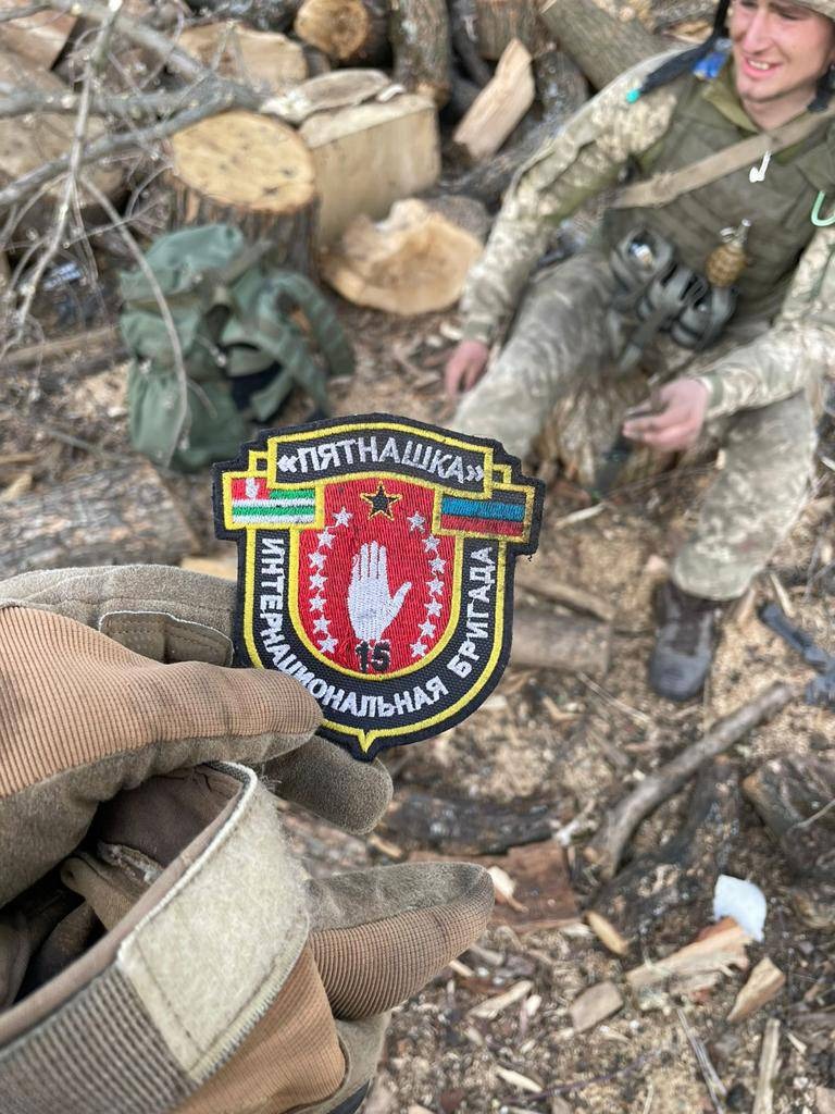 На Донеччині українські десантники успішно знищують проросійські сили (фото 18+)