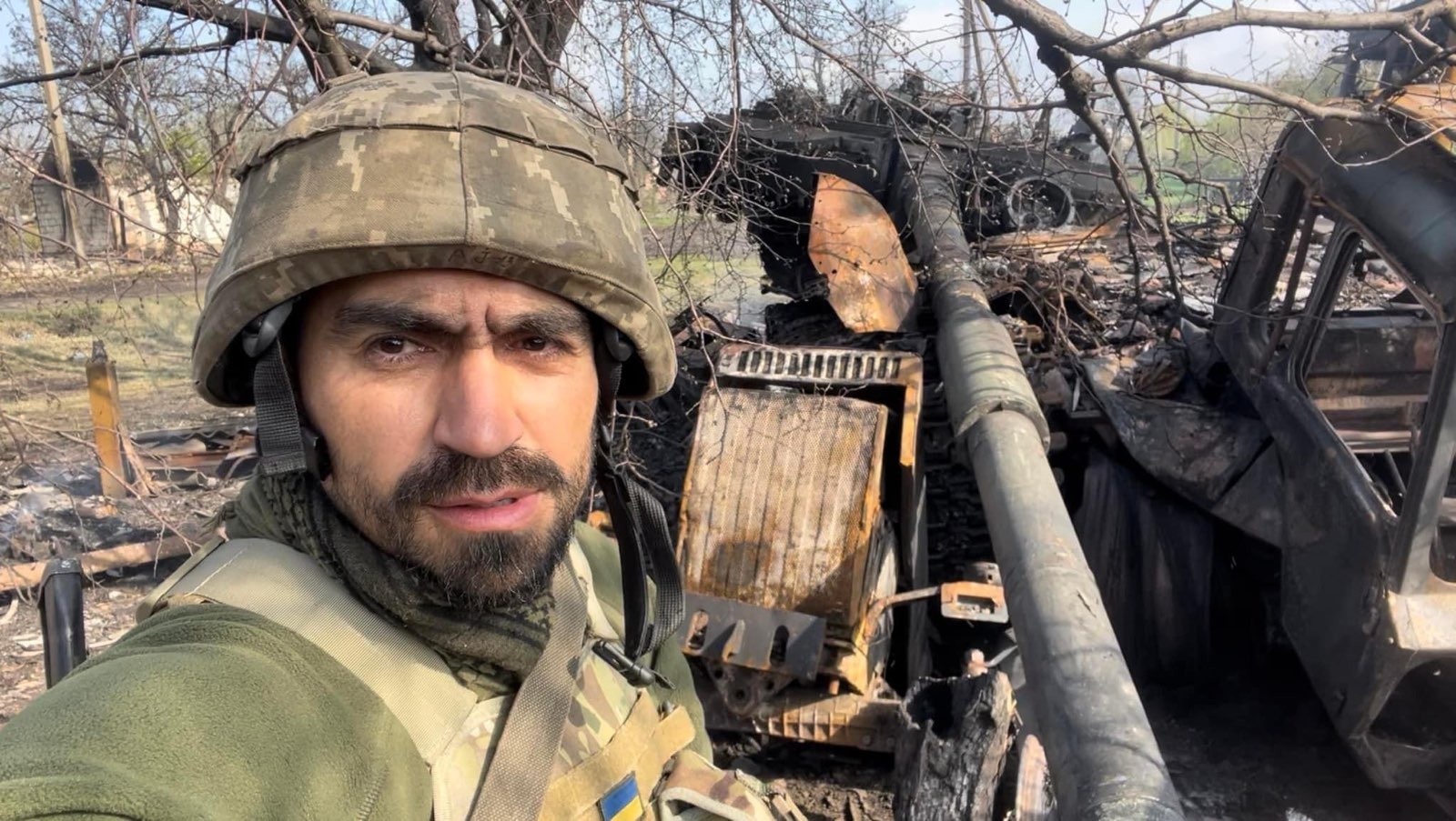 Вулиця в Києві відтепер носитиме ім‘я загиблого журналіста та десантника Олександра Махова