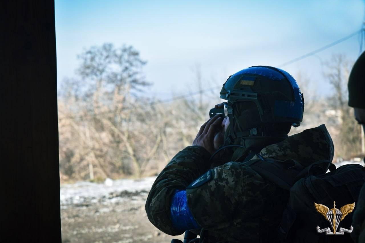 Як воїни-десантники ведуть бойові дії в районі Соледару