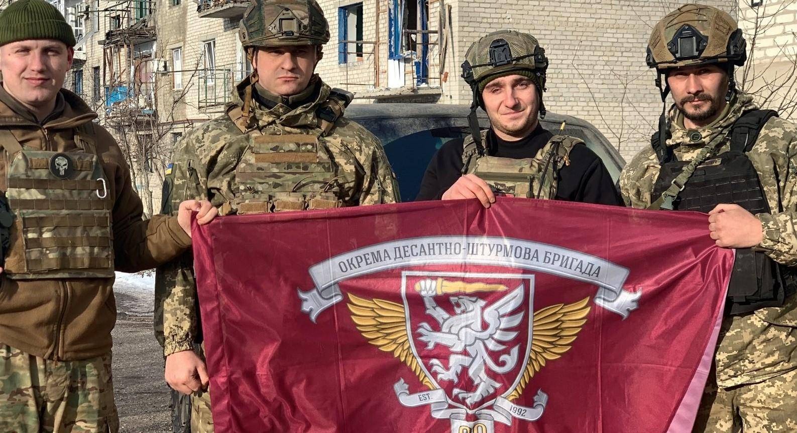 Артилерист 80-ї бригади Олег знищував російські вертольоти, врятував офіцера, втратив праве око та повернувся захищати Україну