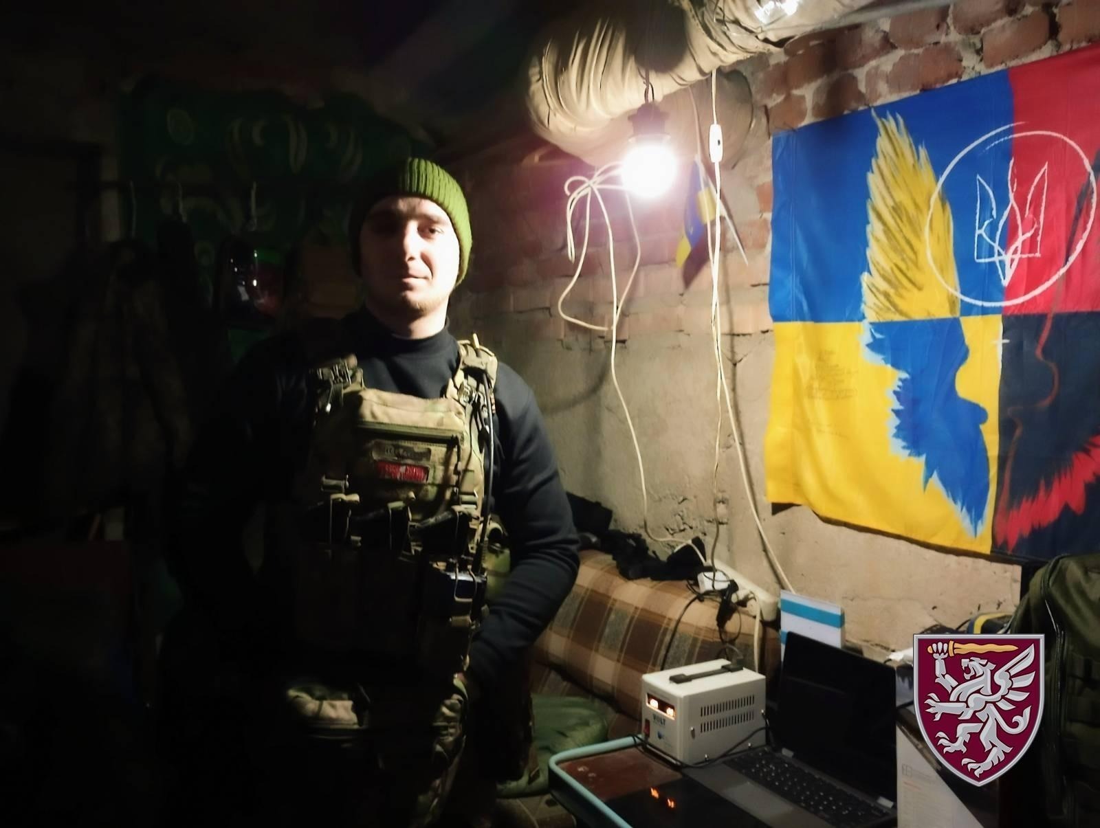 Артилерист 80-ї бригади Олег знищував російські вертольоти, врятував офіцера, втратив праве око та повернувся захищати Україну