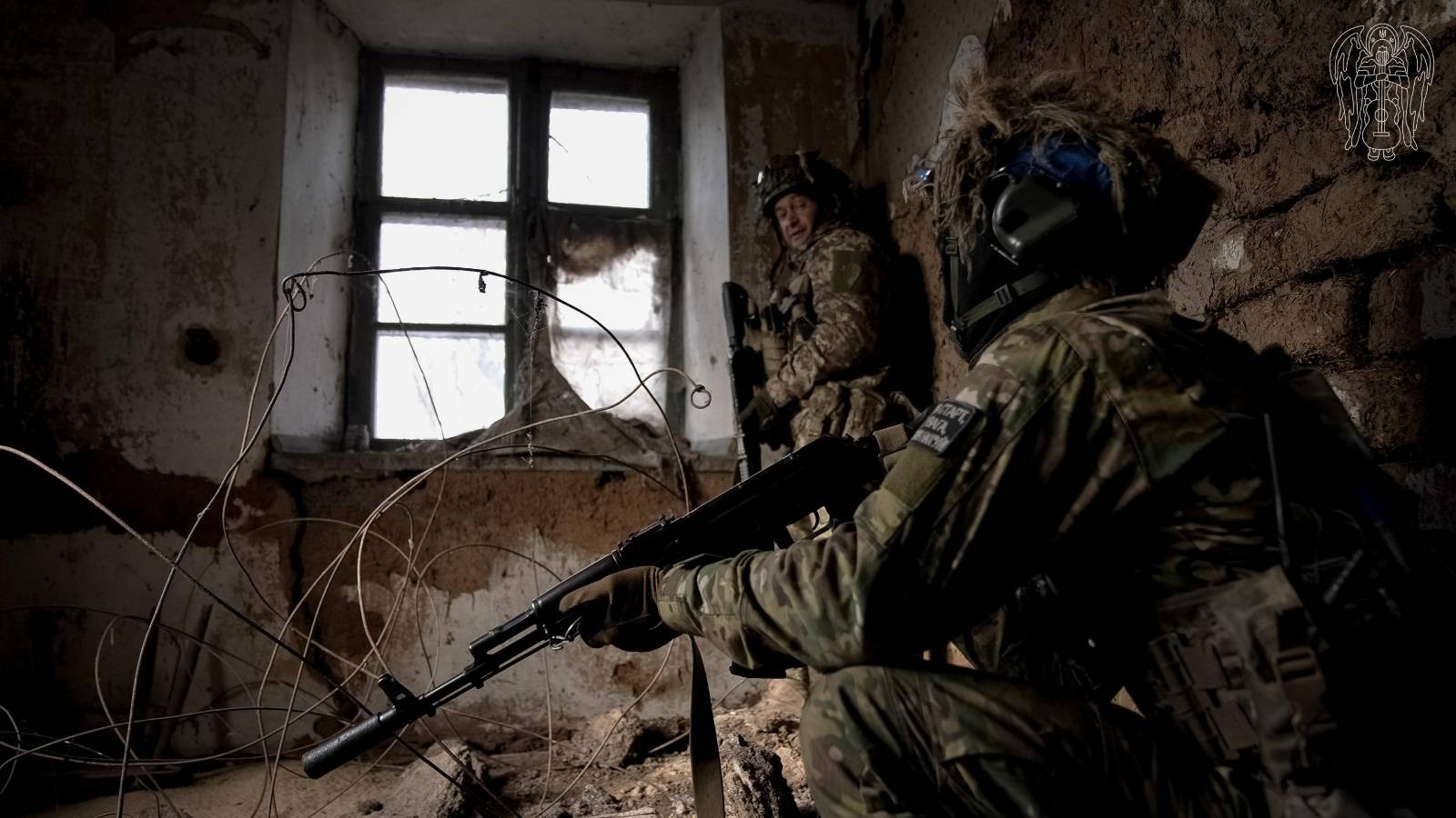 Блискавична атака і зайняття позицій