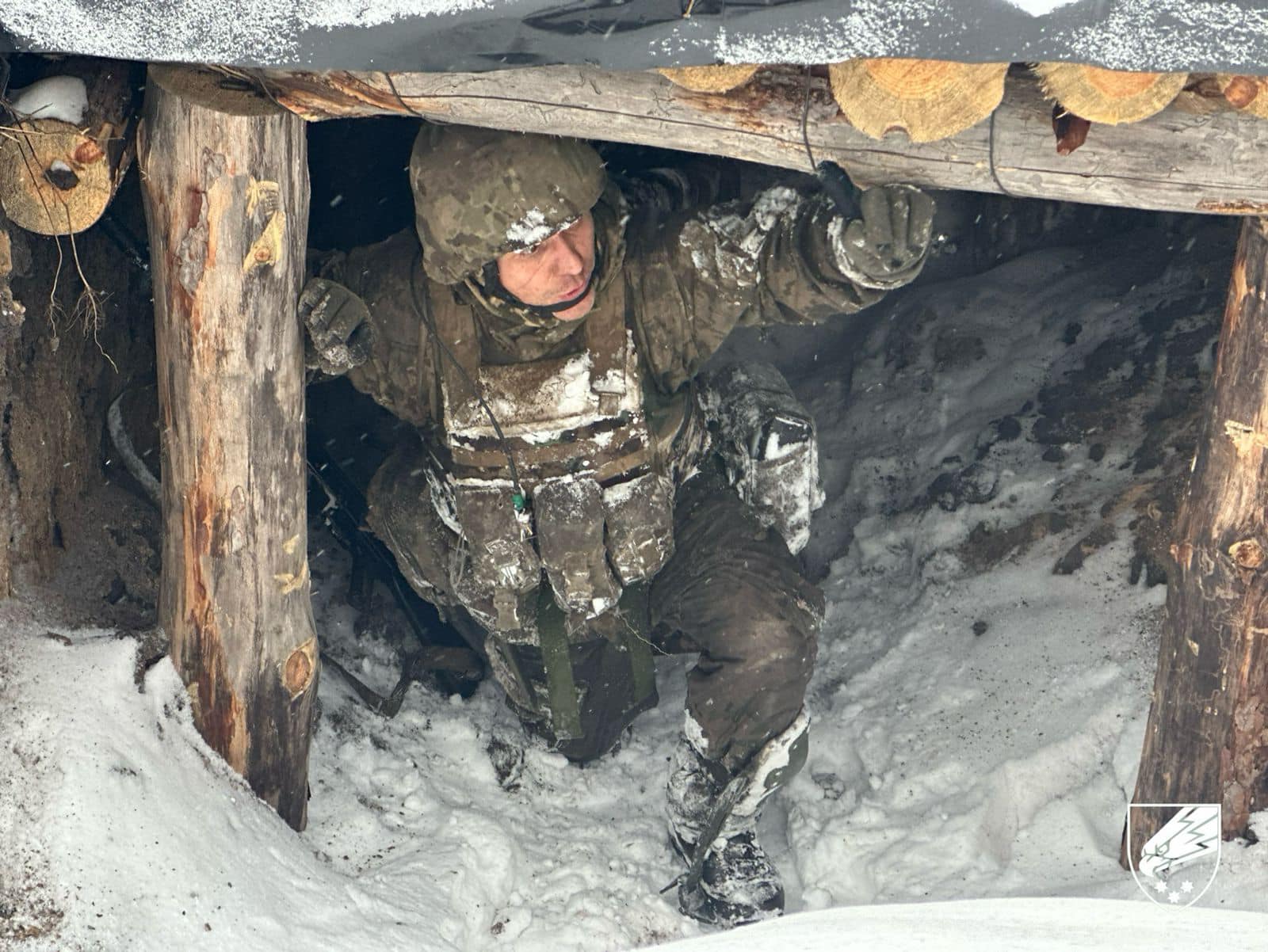 До ворожих позицій меньше кілометра...
