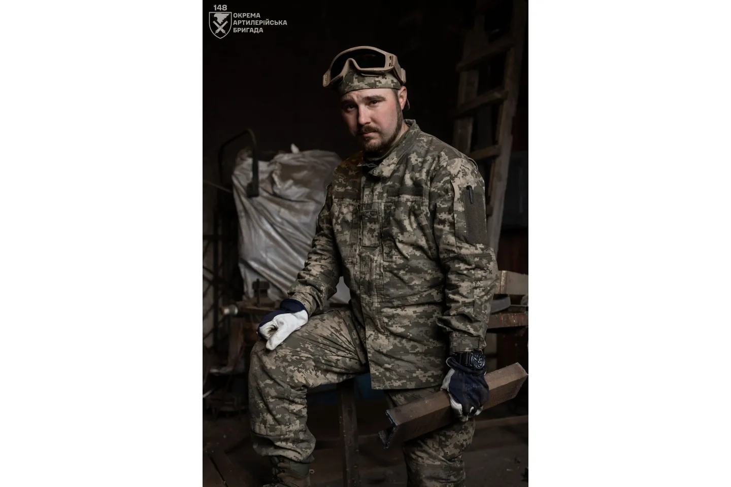 “Підписав контракт і пішов служити за своєю цивільною спеціальністю”: історії тих, хто лагодить техніку (фоторепортаж)
