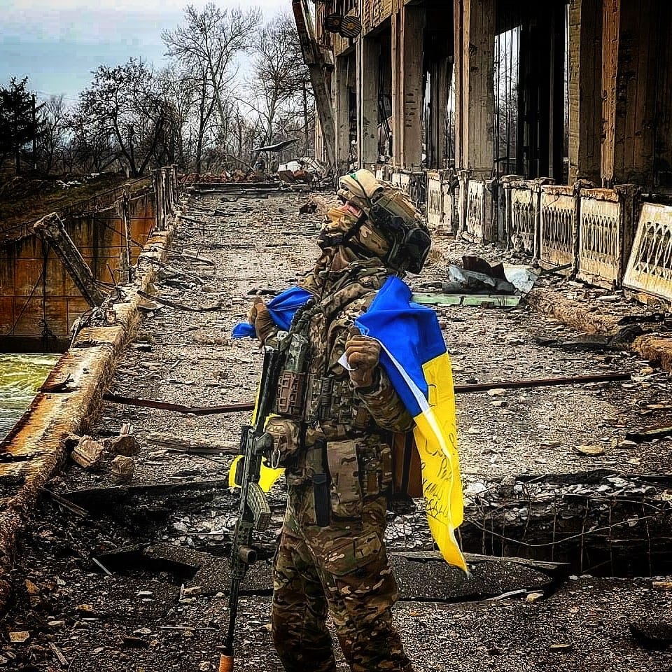 “Коли жінка серед ночі кричить, що над домом летить ракета, то я її заспокоюю і щоразу повертаюся на війну, щоб нарешті вибороти перемогу”, - “Калаш”, артилерист та аеророзвідник з досвідом штурмовика