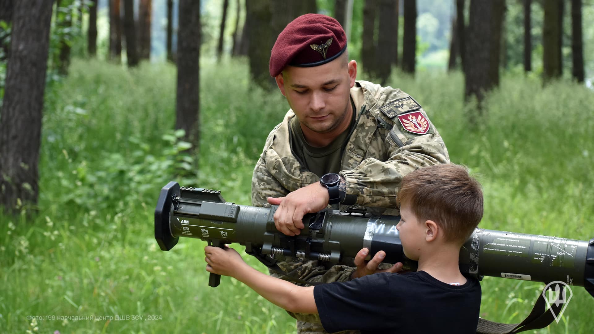 У Житомирі десантники долучились до акції "Місто безпечного дитинства"