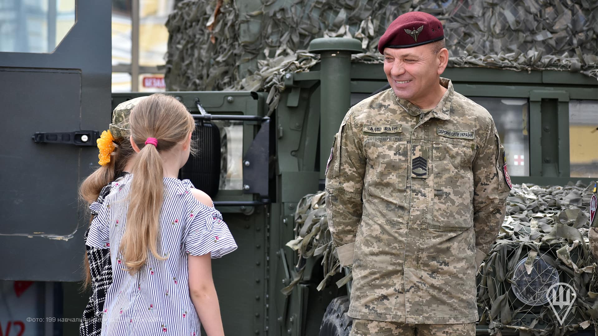 У Житомирі десантники долучились до акції "Місто безпечного дитинства"