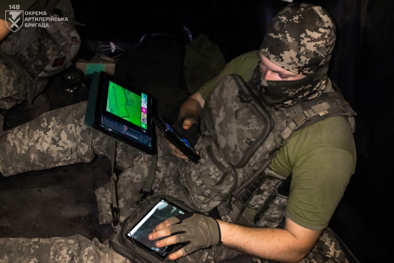 "Салюти" в честь доні": як екіпаж FPV-дронів "Vandal" палить російську техніку