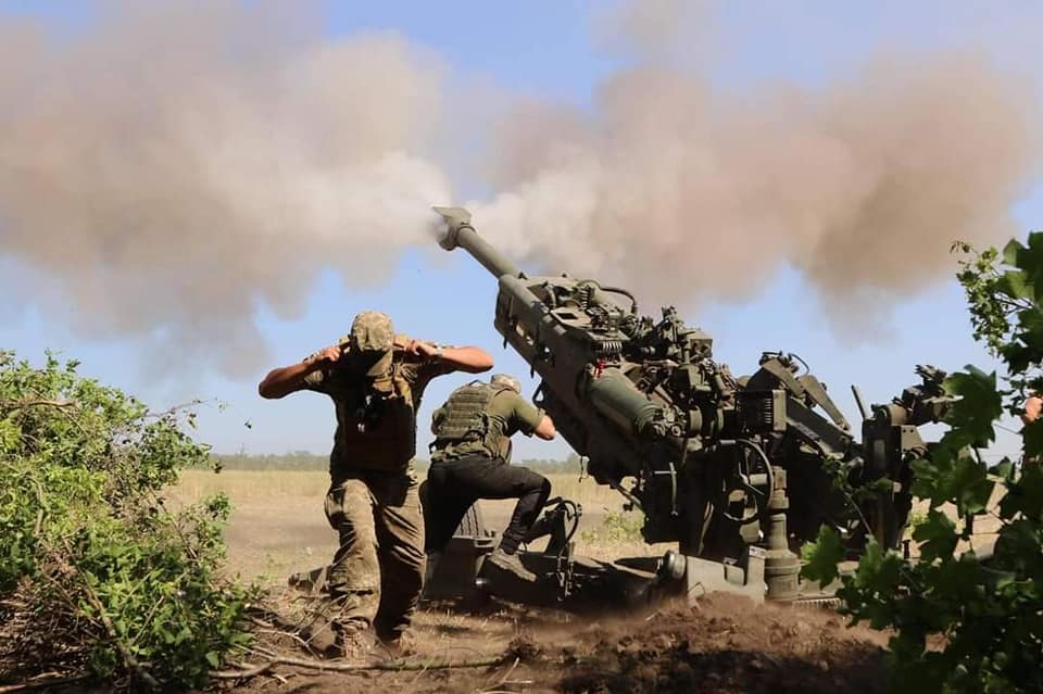 Артилерист ДШВ Володимир Любавін “Ворскла”: Я почав відчувати смерть на запах. Спілкувався з людьми – і розумів, що ті, хто через кілька днів загине, пахнуть по-особливому