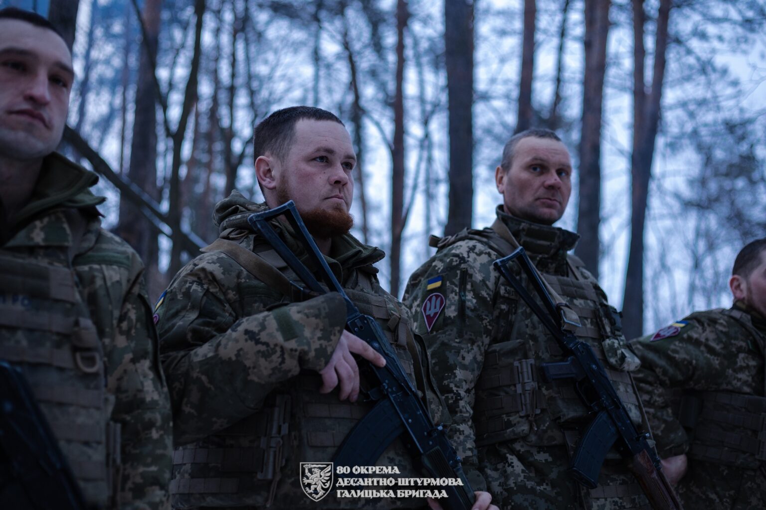 “Деякі бригади нашого угруповання досі тримають позиції в Курській області”