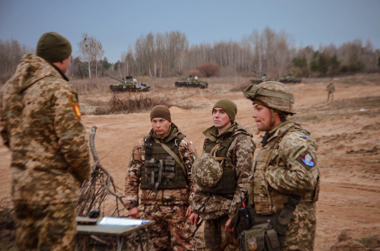 Комбриг новоствореної 147-ї артилерійської бригади Віктор Довгаль